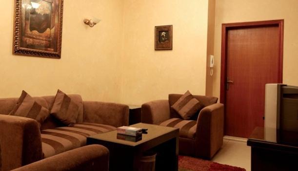 Al Baron Palace Khobar Aparthotel Nadinah Exterior photo